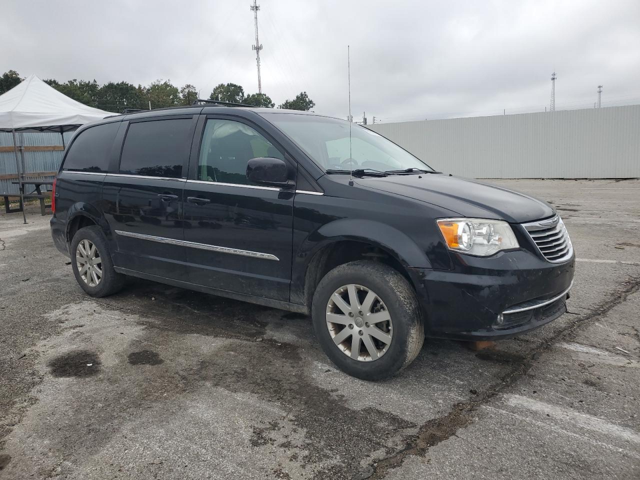 CHRYSLER TOWN & COUNTRY TOURING