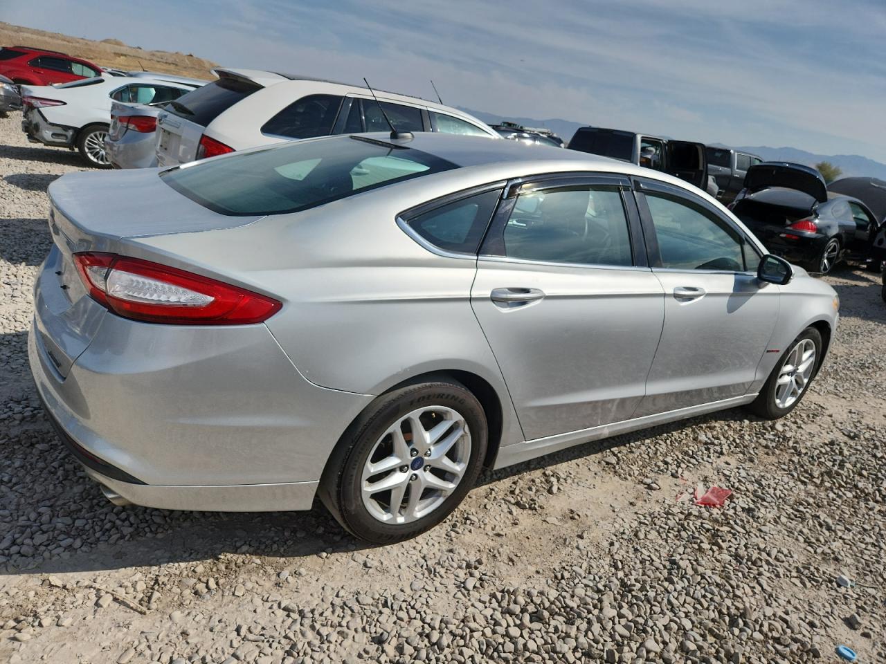 FORD FUSION SE