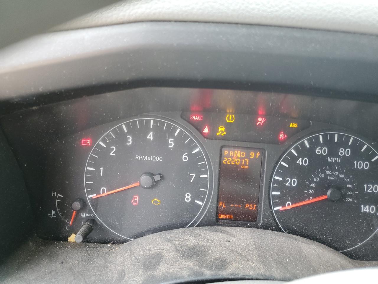 NISSAN NV2500 2500 S