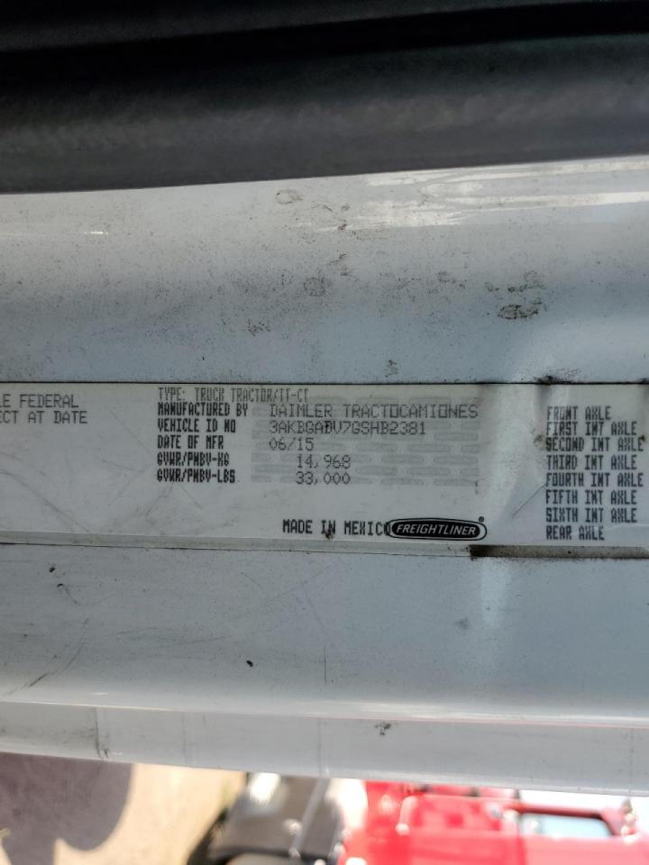 Lot #3246032186 2016 FREIGHTLINER CASCADIA 1