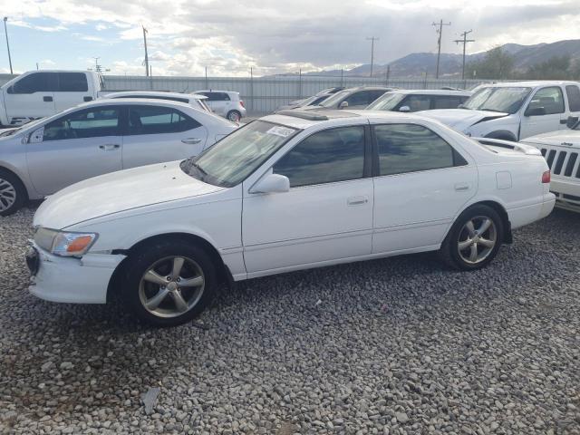 Global Auto Auctions: 2000 TOYOTA CAMRY LE