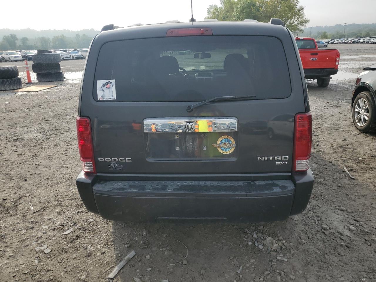 DODGE NITRO SXT