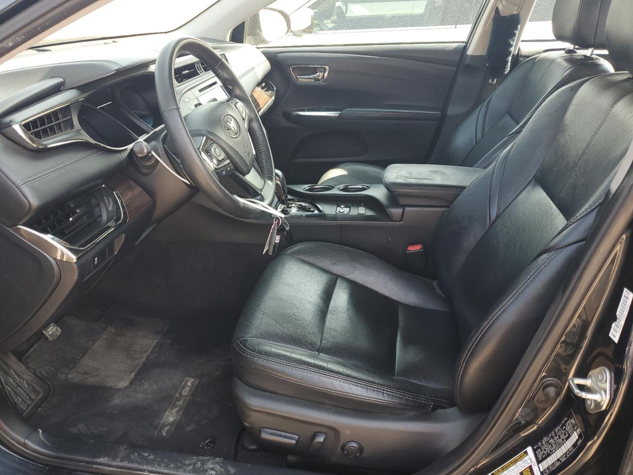 Lot #3308649491 2015 TOYOTA AVALON XLE