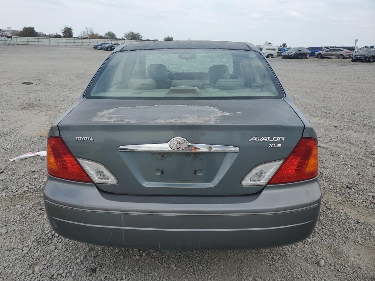 Lot #3277260103 2000 TOYOTA AVALON XL