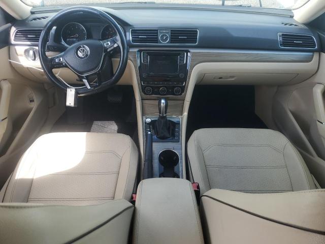 2017 VOLKSWAGEN PASSAT SE - 1VWGT7A32HC063468