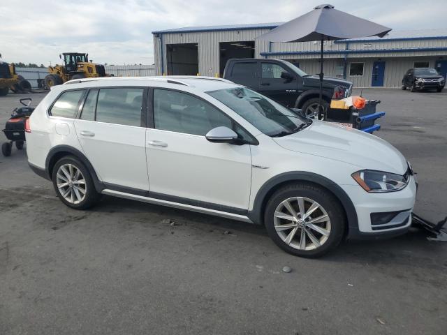 2017 VOLKSWAGEN GOLF ALLTR 3VWH17AU8HM513626