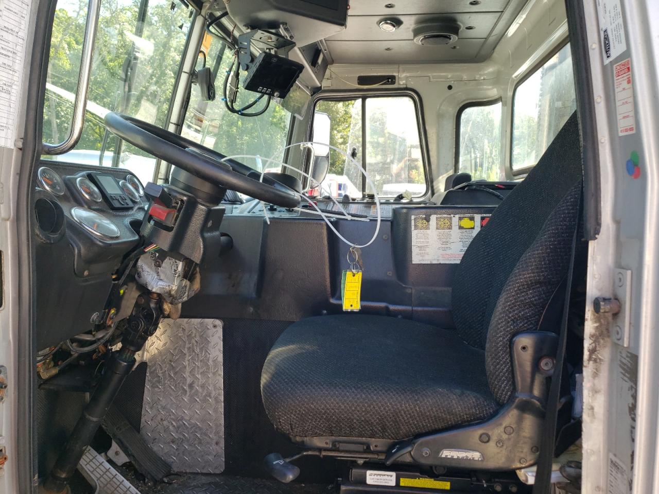 Lot #3273815351 2018 AUTOCAR LLC XPEDITOR