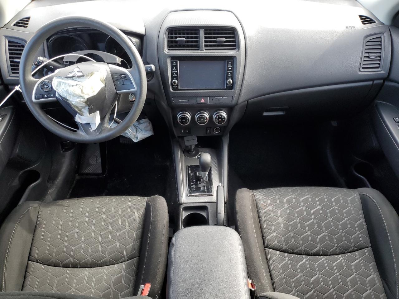 MITSUBISHI OUTLANDER S/SE