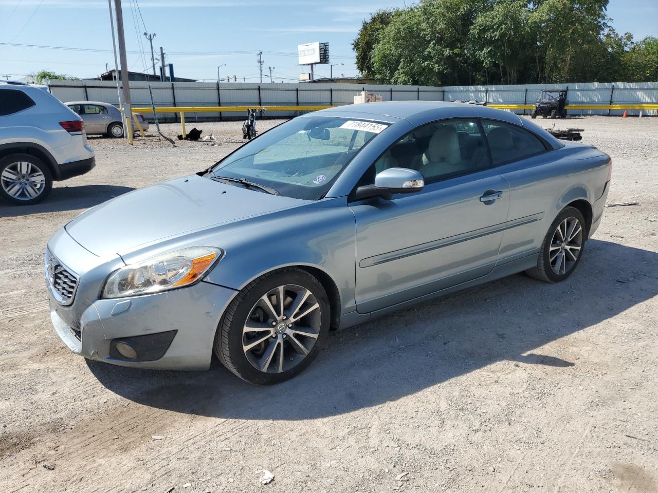 VOLVO C70 T5