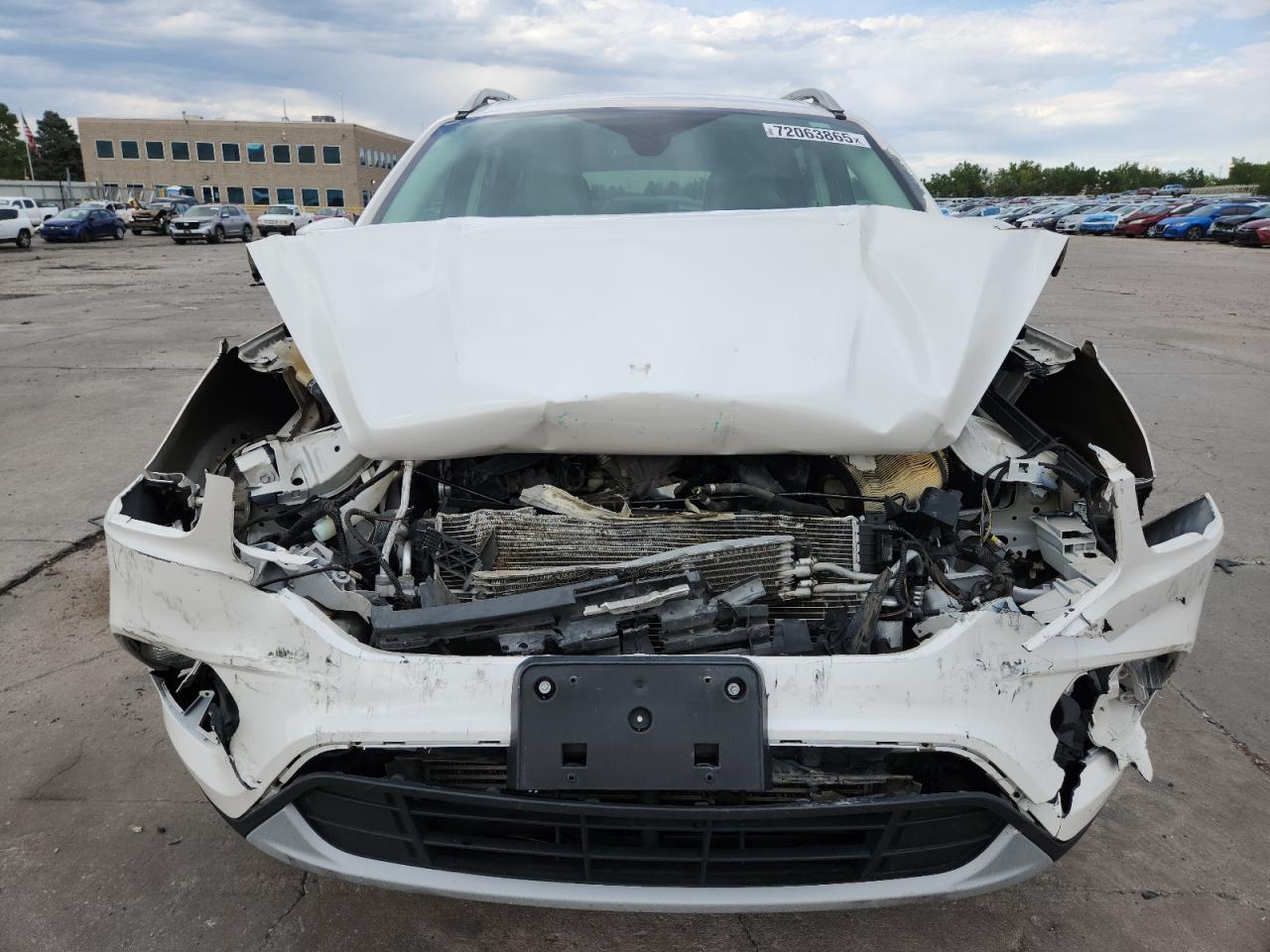 FORD ESCAPE TITANIUM