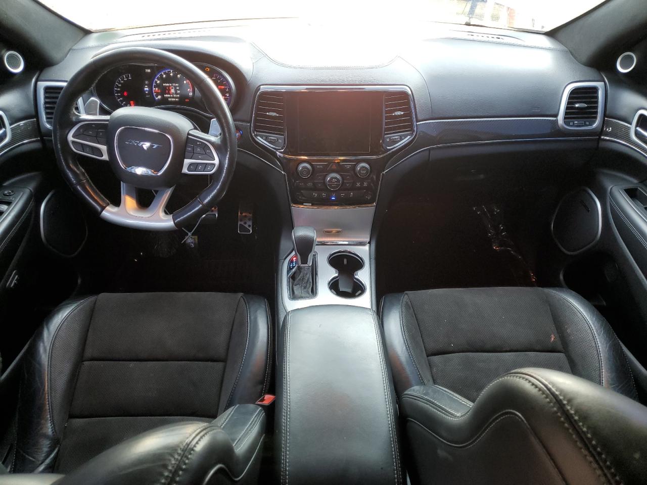 JEEP GRAND CHEROKEE SRT-8