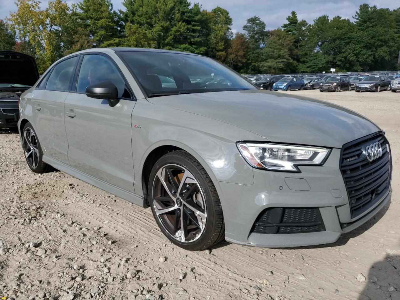 AUDI A3 S-LINE PREMIUM