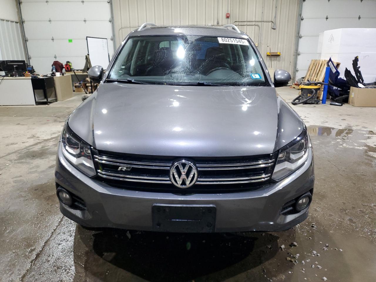 VOLKSWAGEN TIGUAN S