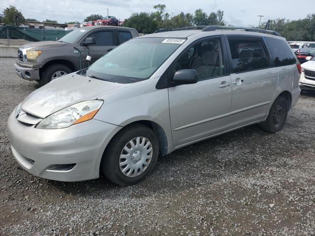 TOYOTA SIENNA CE