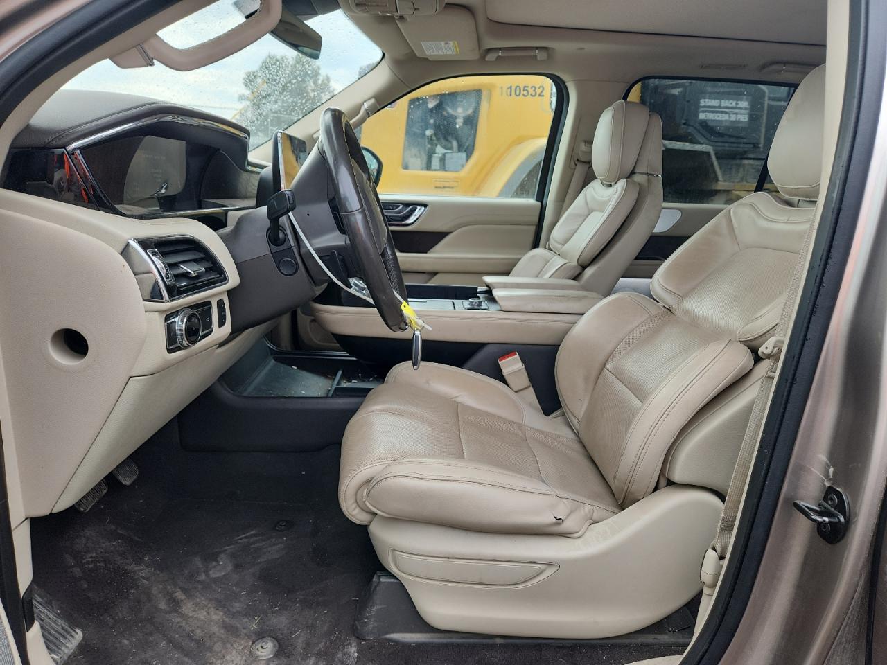 LINCOLN NAVIGATOR RESERVE