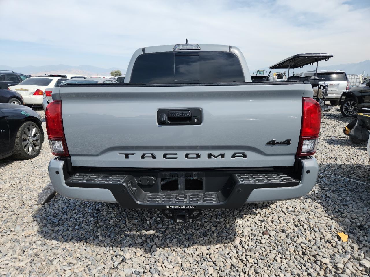 TOYOTA TACOMA DOUBLE CAB