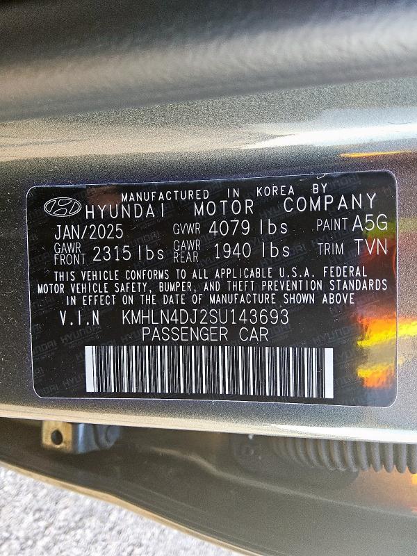 2025 HYUNDAI ELANTRA LI KMHLN4DJ2SU143693
