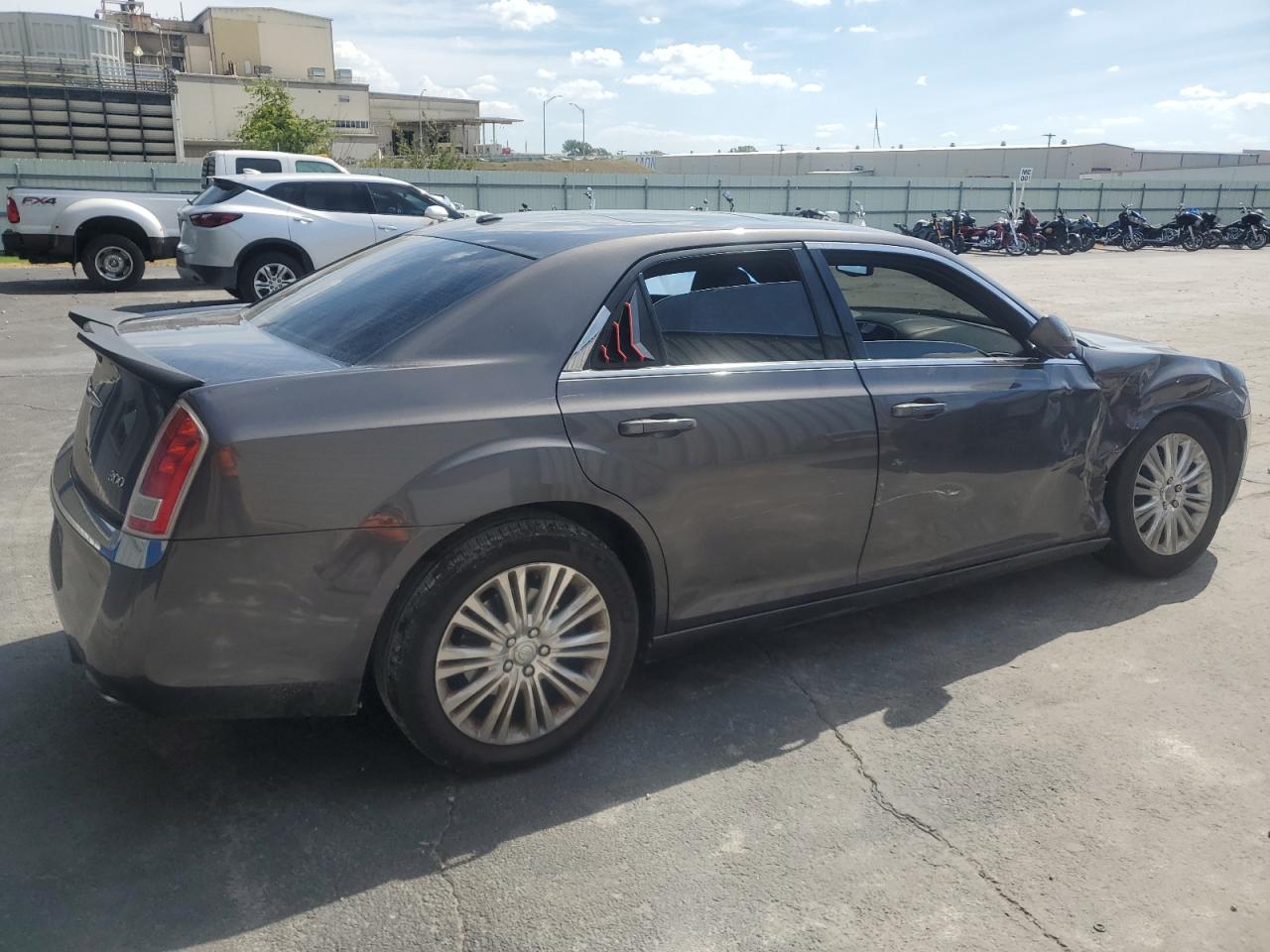 CHRYSLER 300