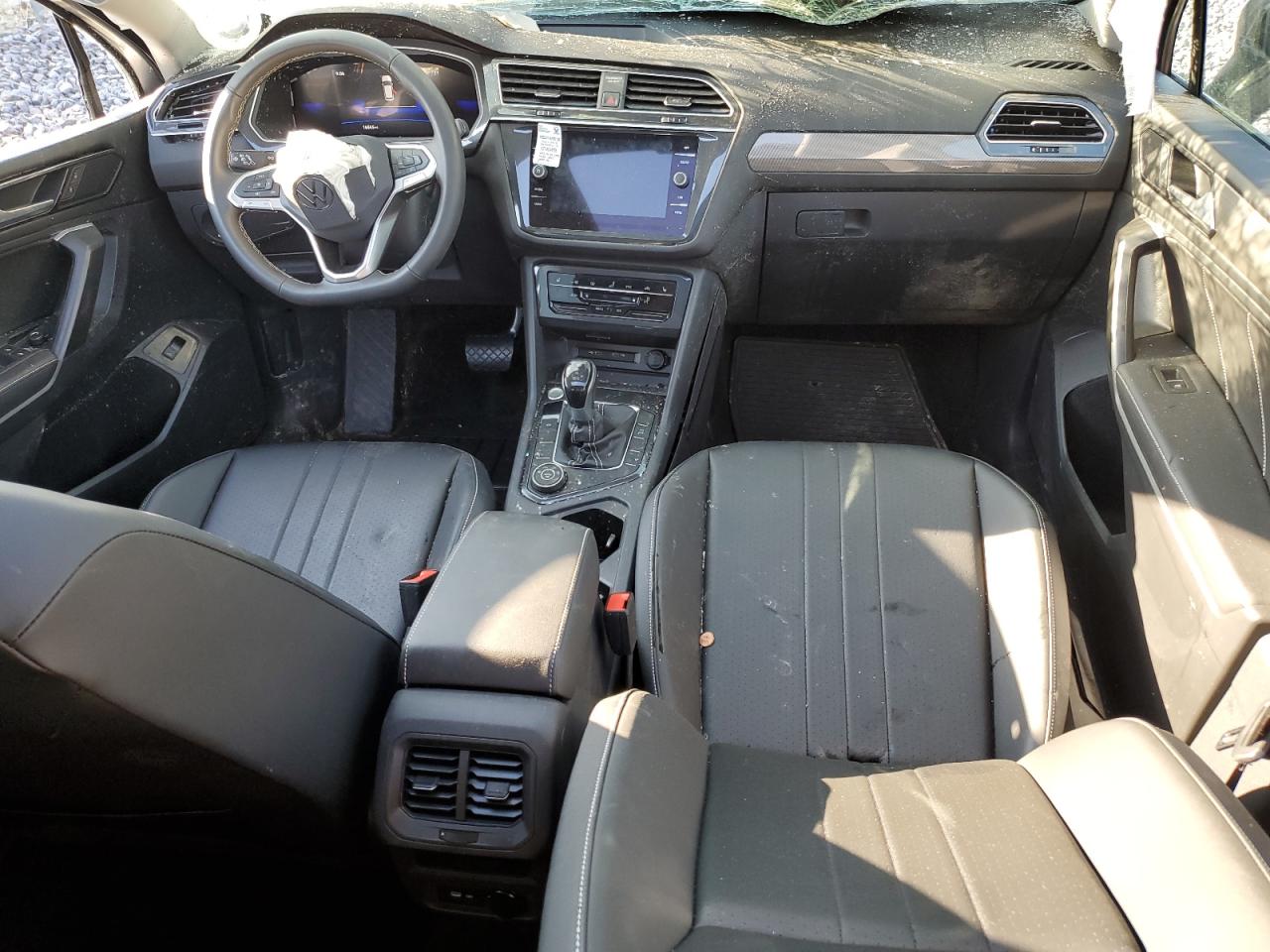 VOLKSWAGEN TIGUAN SE