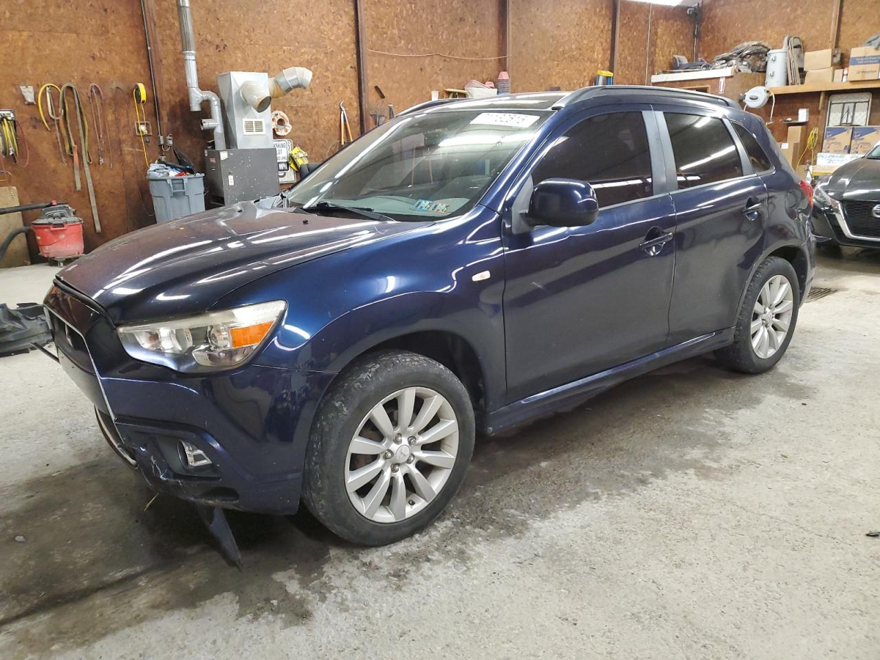 MITSUBISHI OUTLANDER SE
