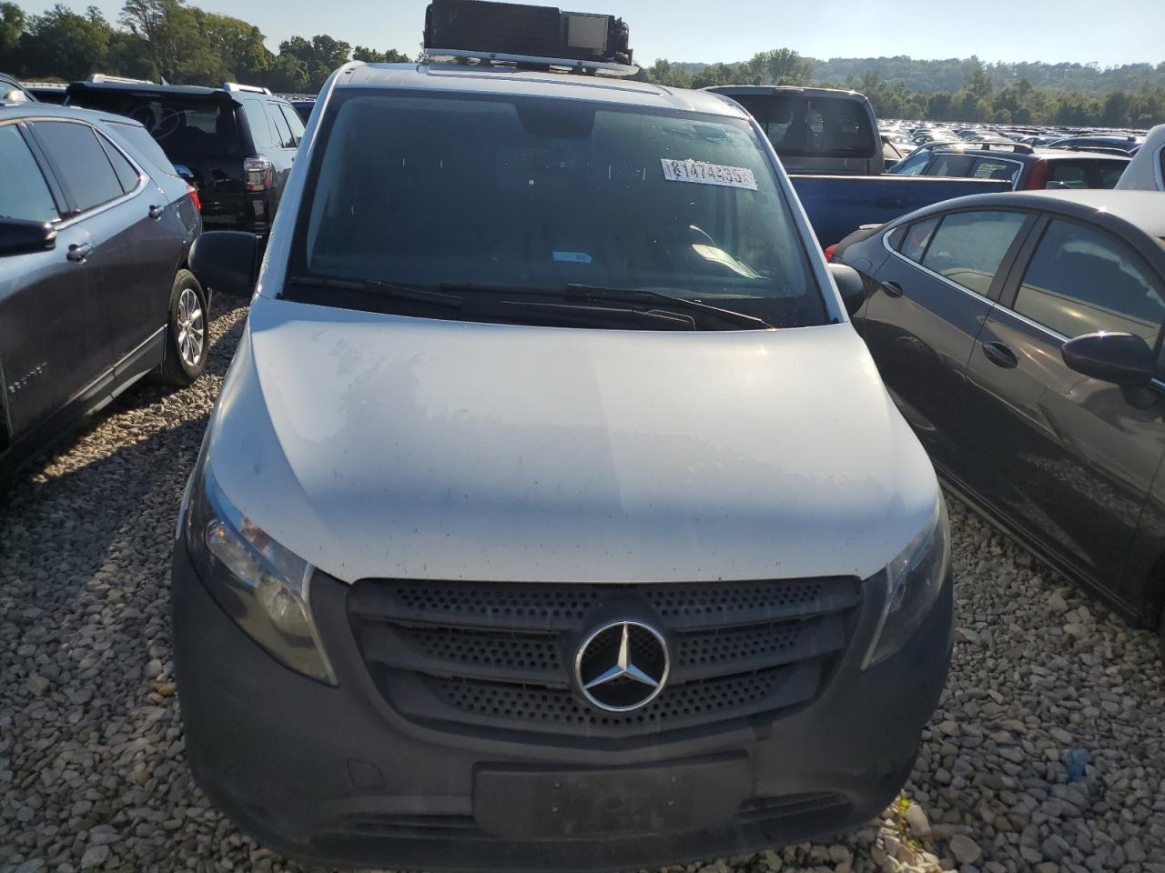 MERCEDES-BENZ METRIS