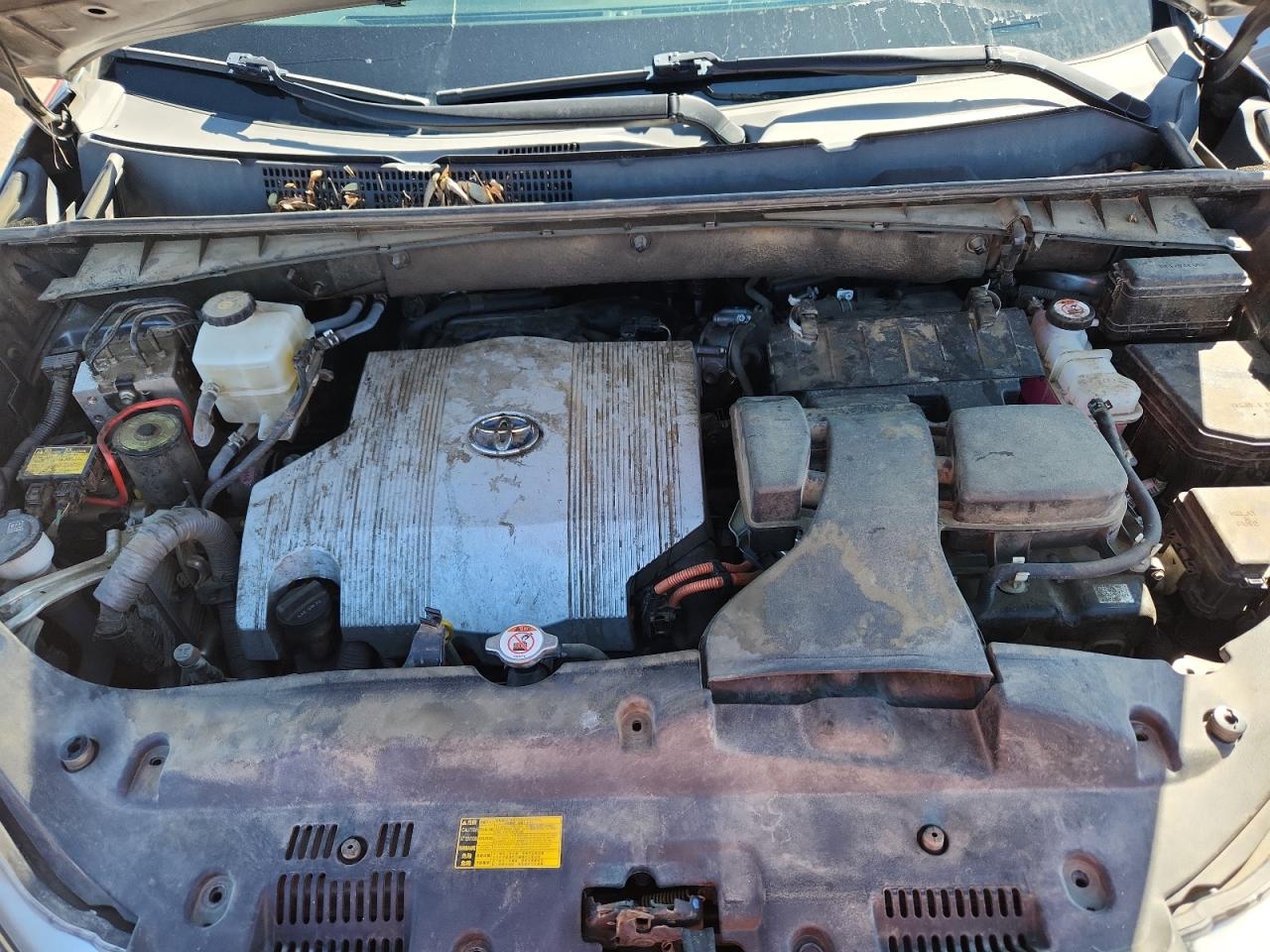 TOYOTA HIGHLANDER HYBRID