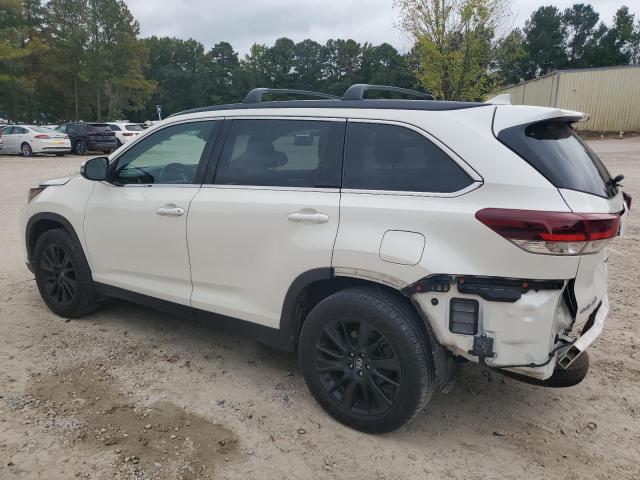 2019 TOYOTA HIGHLANDER SE 5TDJZRFH5KS609452