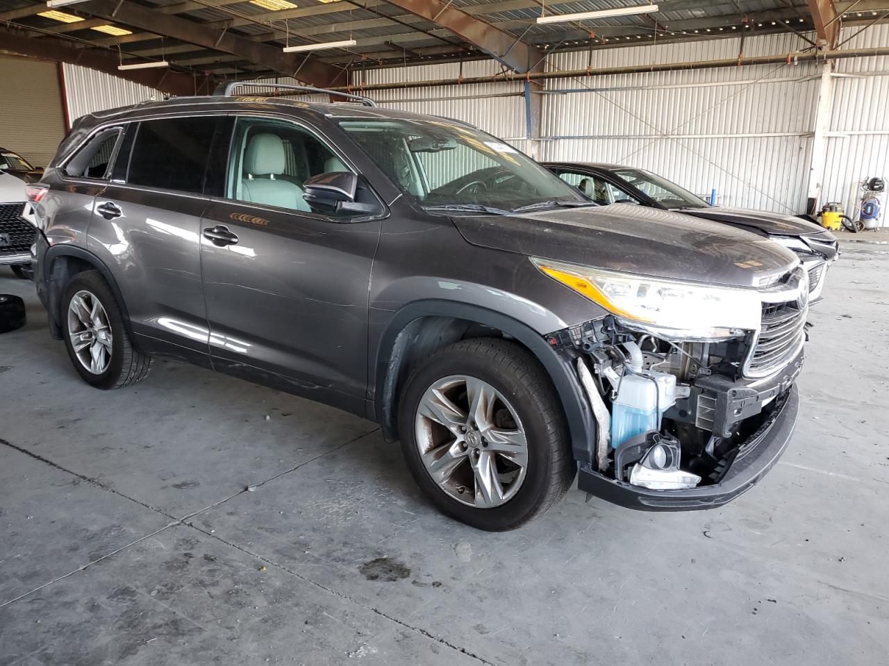 TOYOTA HIGHLANDER LIMITED