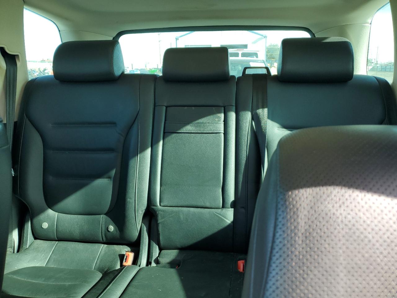 Lot #3310359032 2016 VOLKSWAGEN TOUAREG SP