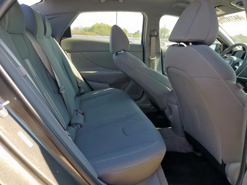 2025 HYUNDAI ELANTRA SE KMHLM4DG5SU991932