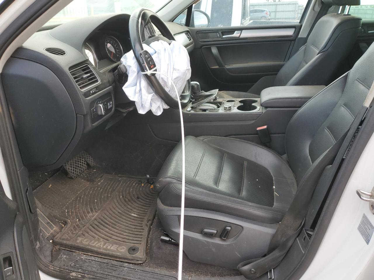 VOLKSWAGEN TOUAREG V6 TDI