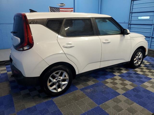 2022 KIA SOUL LX KNDJ23AU8N7155122