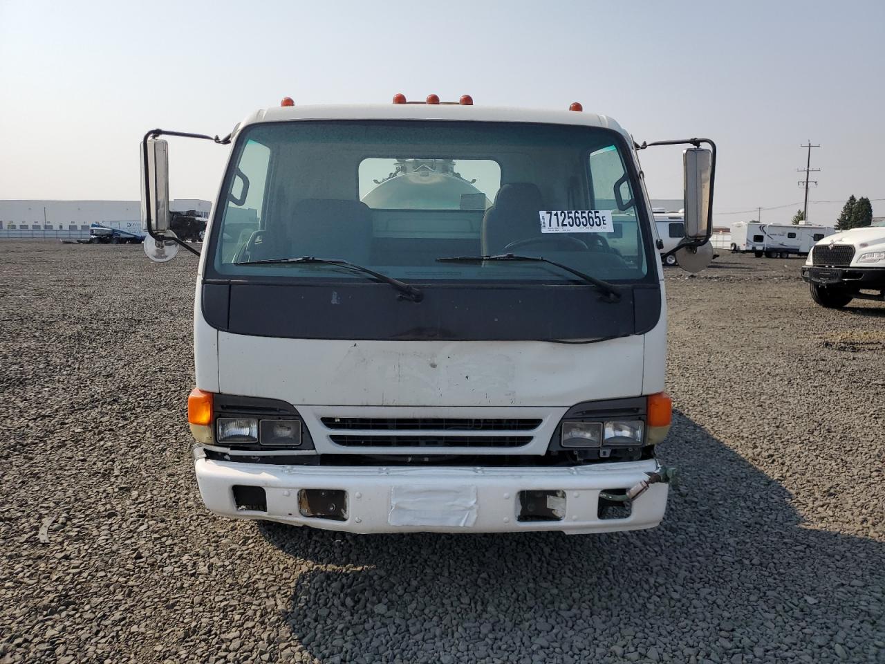 Lot #3281465995 2000 ISUZU NPR