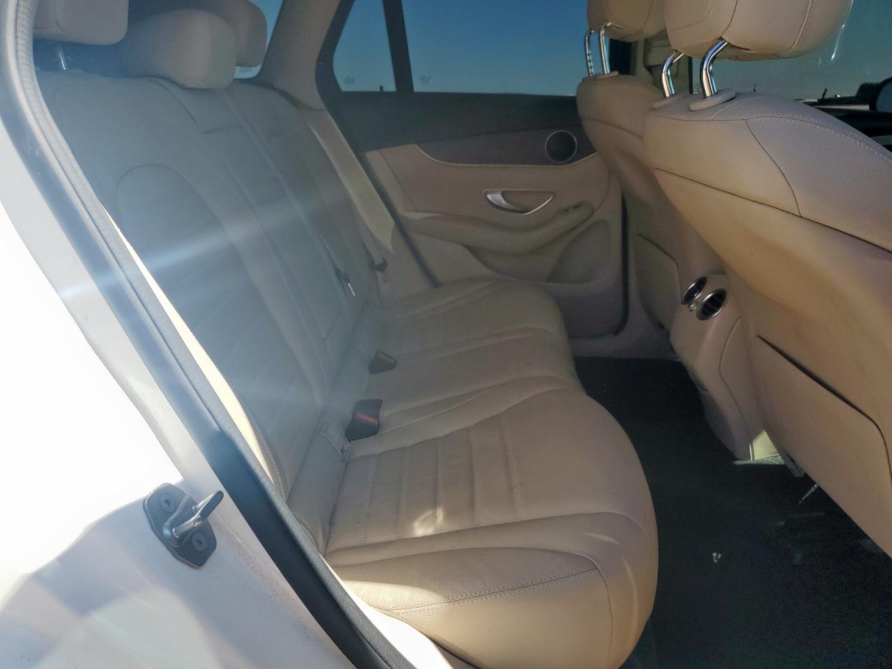 MERCEDES-BENZ GLC-CLASS 300