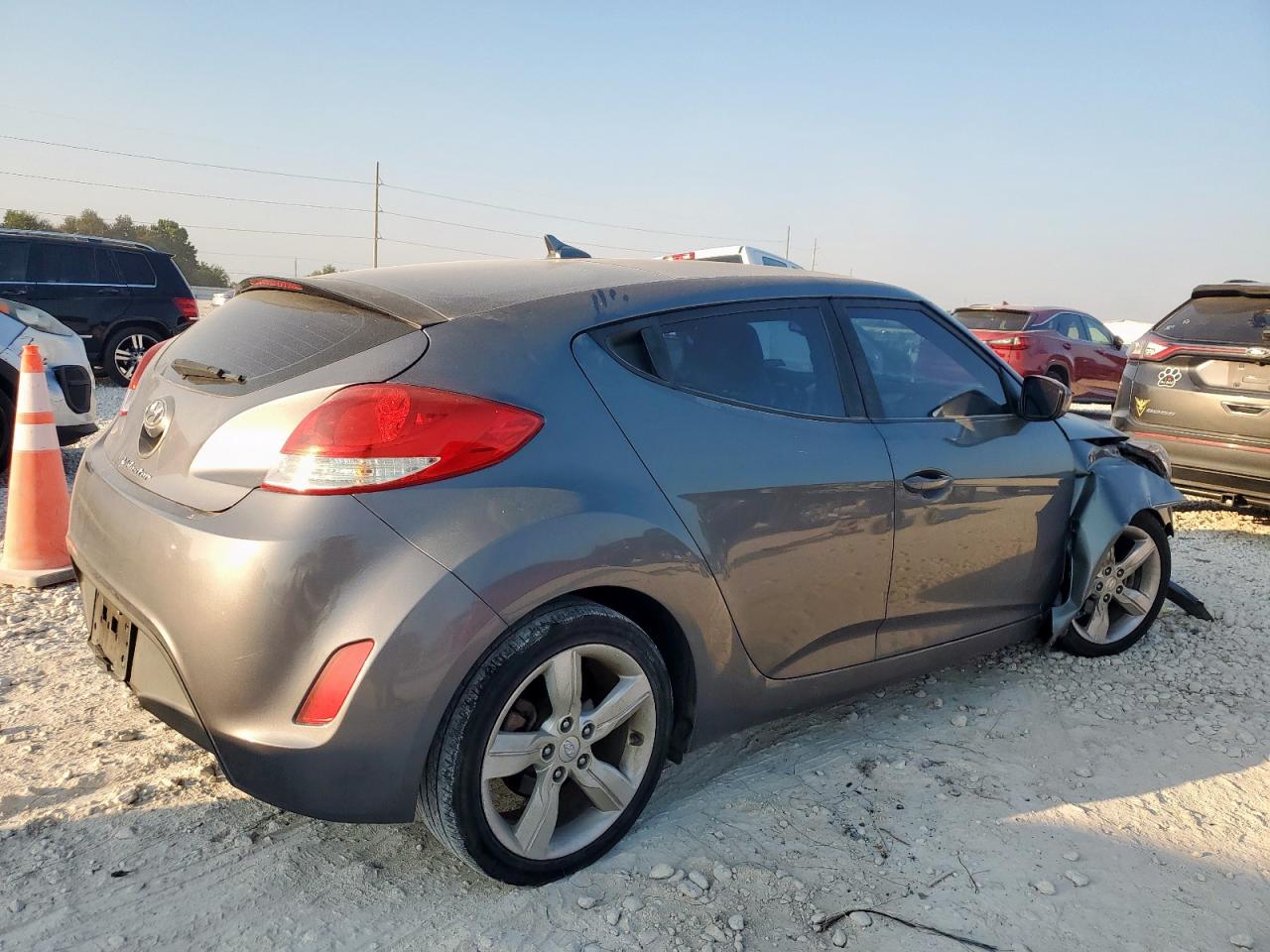 HYUNDAI VELOSTER