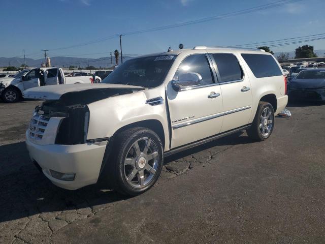 CADILLAC ESCALADE ESV LUXURY