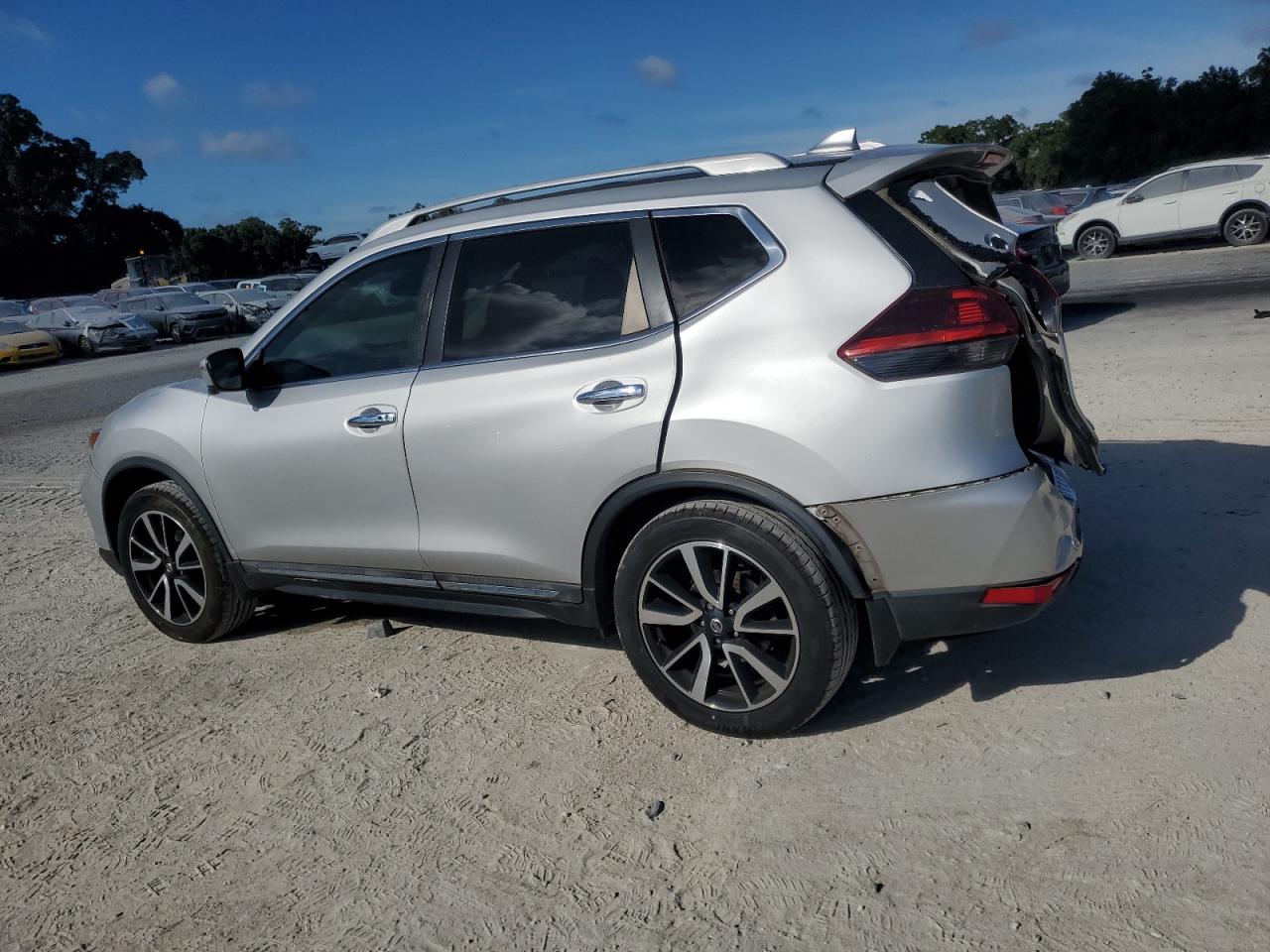 NISSAN ROGUE S