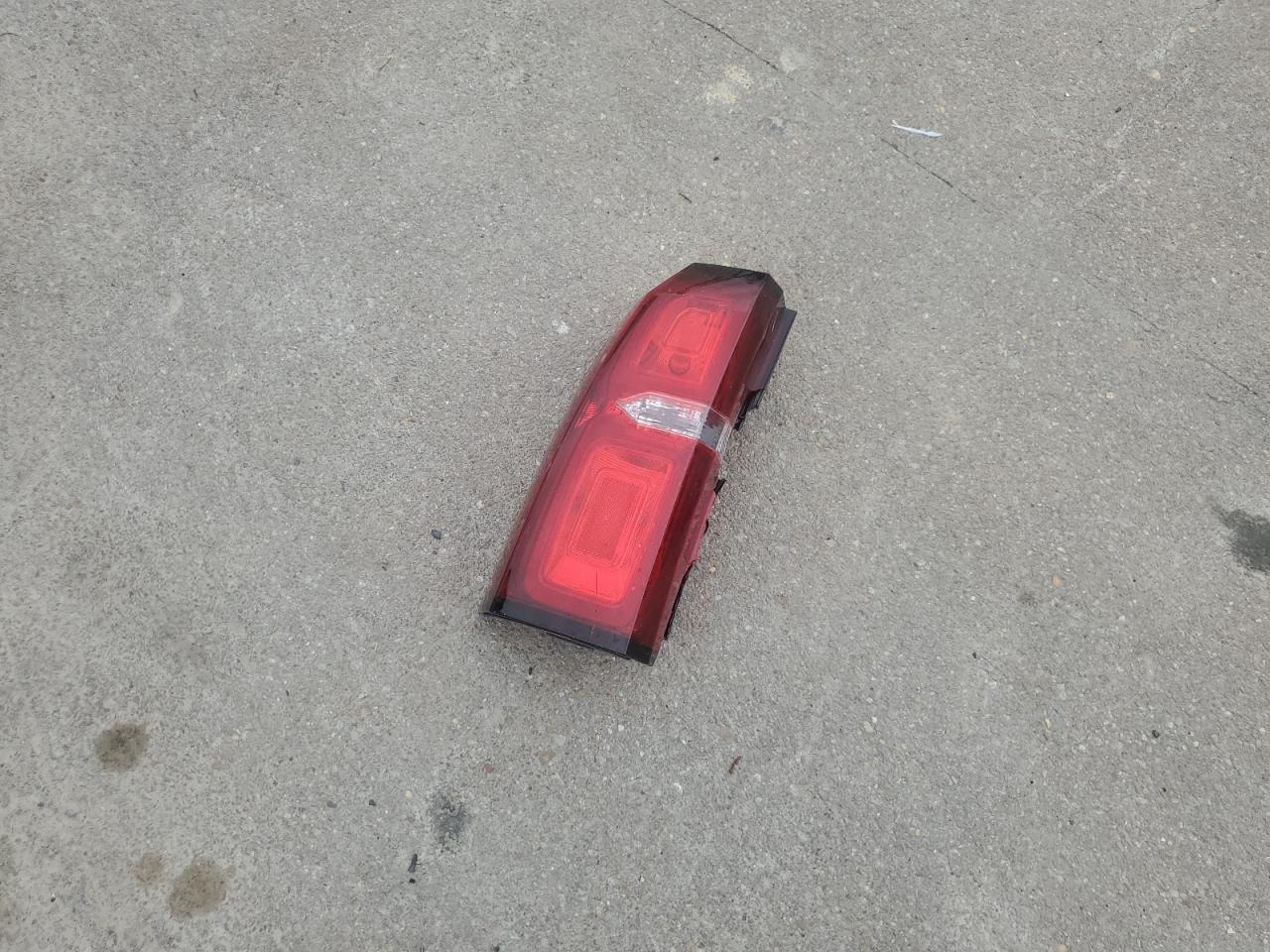 CHEVROLET SUBURBAN C1500 LT