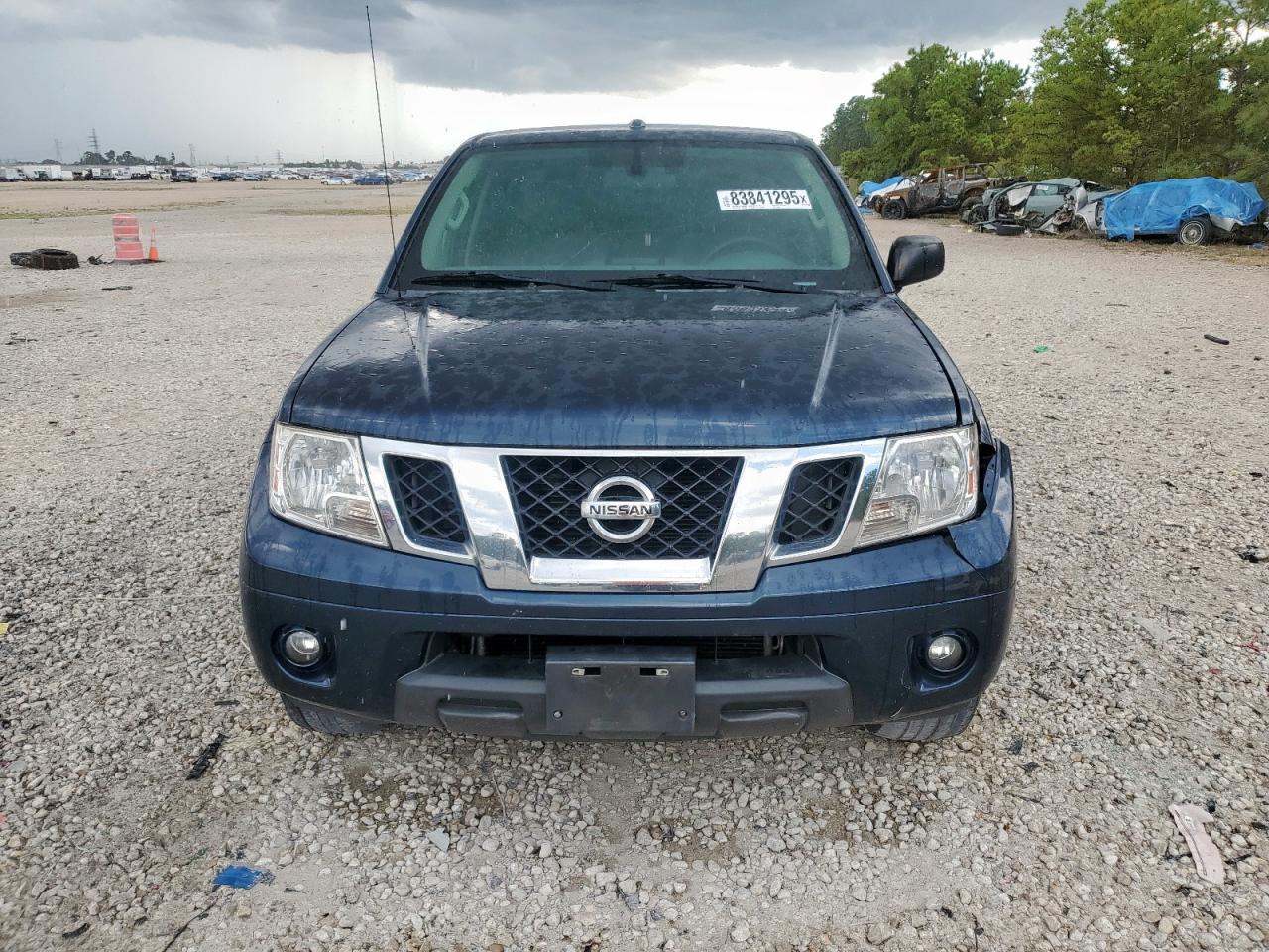 NISSAN FRONTIER S