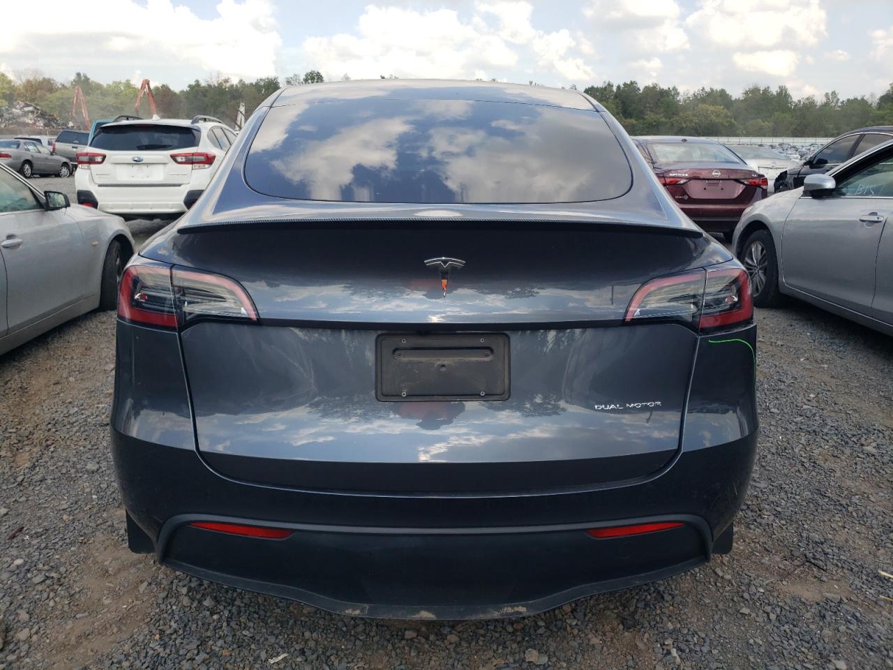 Lot #3318924950 2023 TESLA MODEL Y