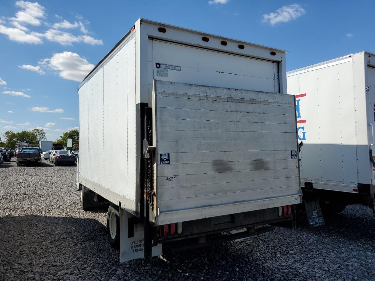 Lot #3248552549 2007 ISUZU NPR