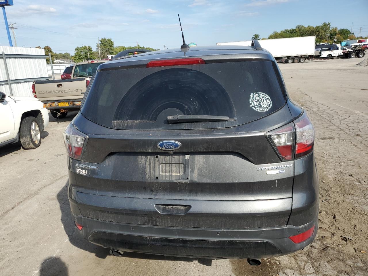 FORD ESCAPE TITANIUM