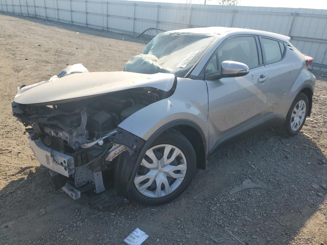 TOYOTA C-HR XLE
