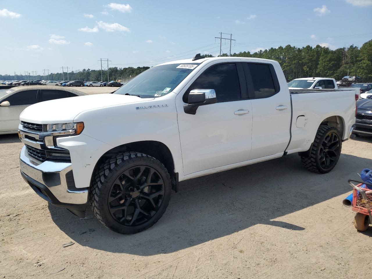 CHEVROLET SILVERADO C1500 LT