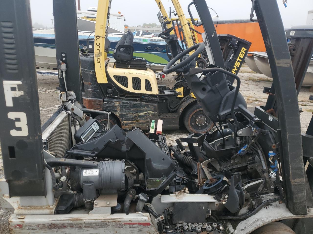 Lot #3247709236 2011 NISSAN FORKLIFT