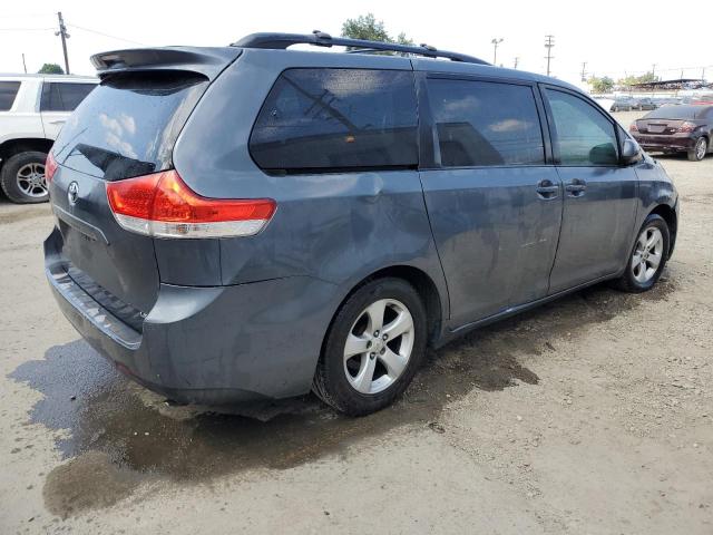 TOYOTA SIENNA LE 2011 gray  gas 5TDKK3DC5BS047548 photo #4