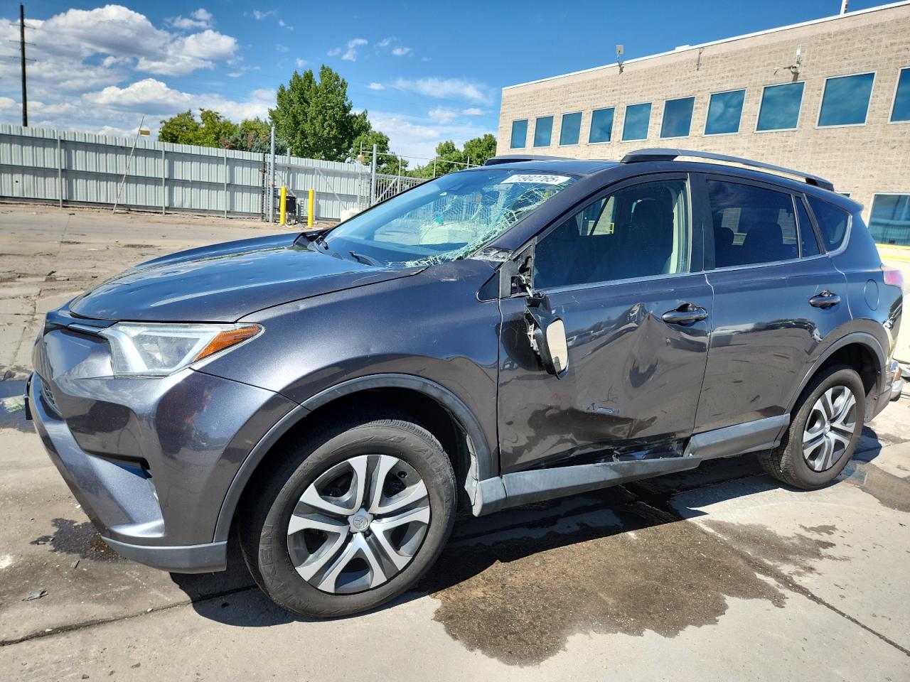 TOYOTA RAV4 LE