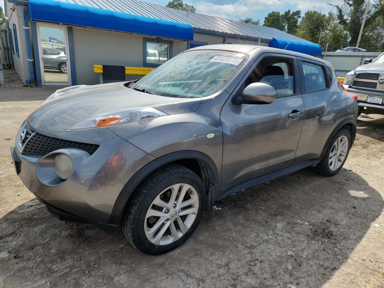 NISSAN JUKE S