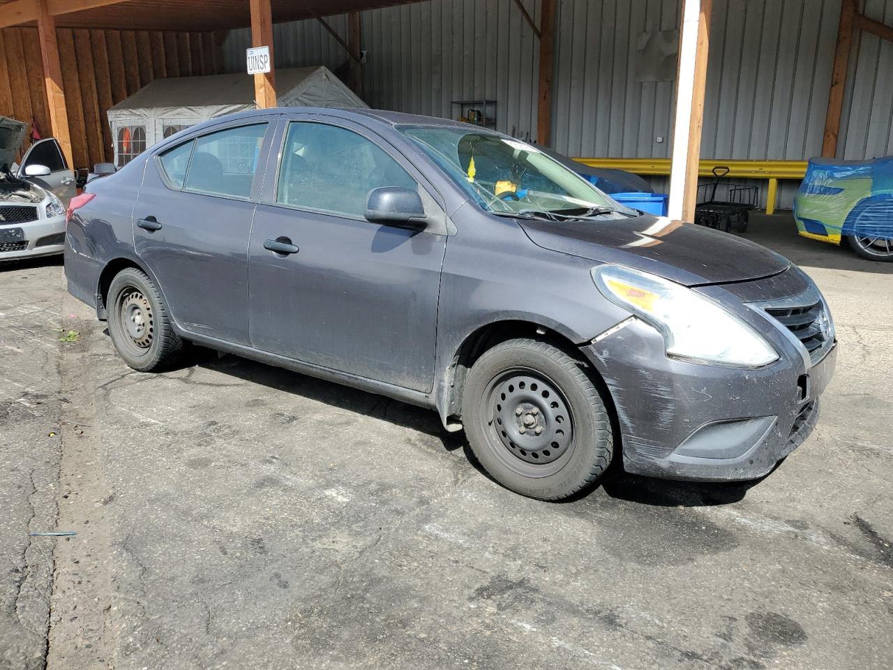 NISSAN VERSA S