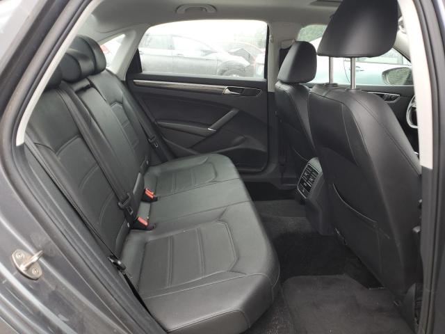 2018 VOLKSWAGEN PASSAT SE 1VWBA7A30JC014436